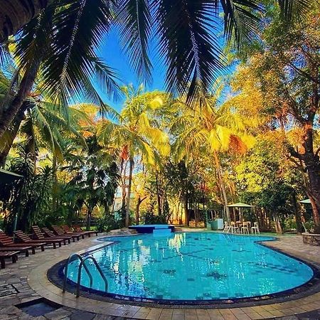 โรงแรมเอเดนการ์เดน สิกิริยา ภายนอก รูปภาพ